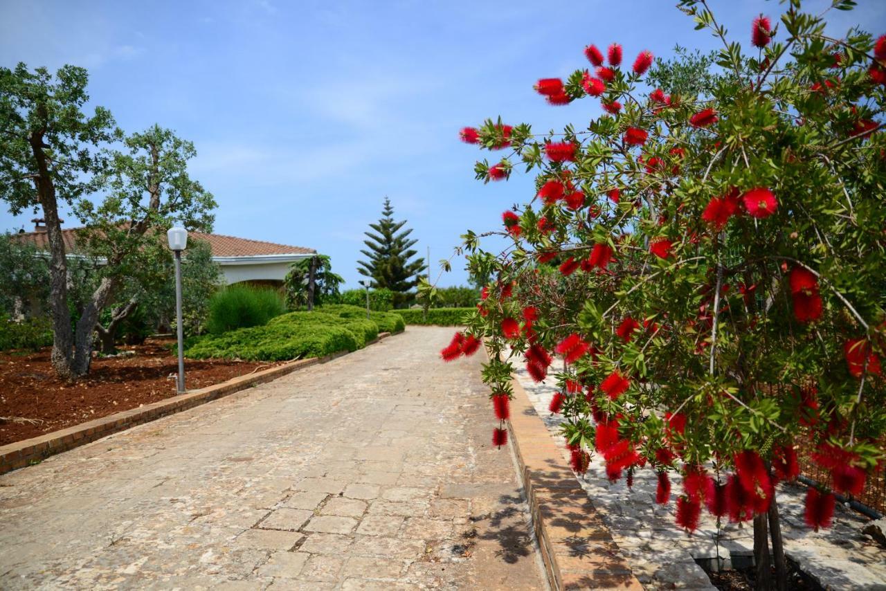 La Civetta Rodonisa Villa Conversano Exterior photo